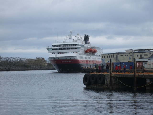 Hurtigruten_2015-06-25_18-27